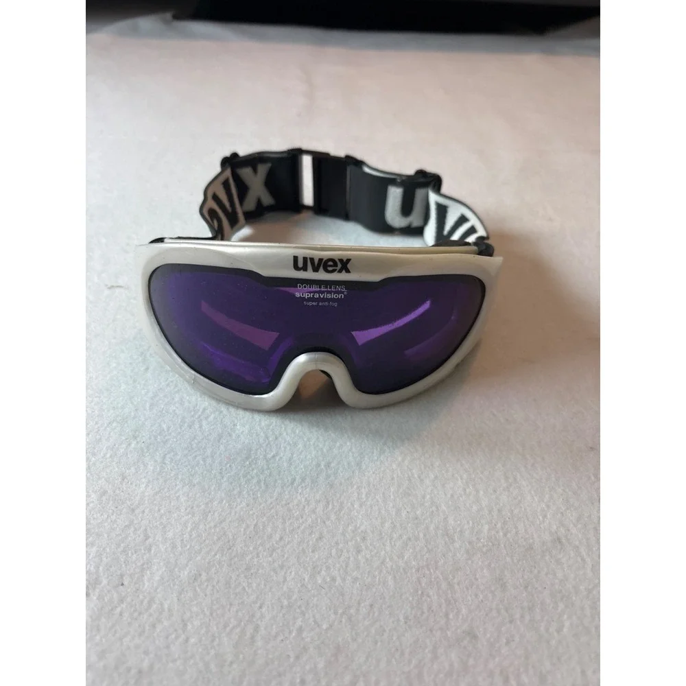Uvex Ski Goggles Unisex One Size White‎ Purple Good Supravision Anti-Fog Strap